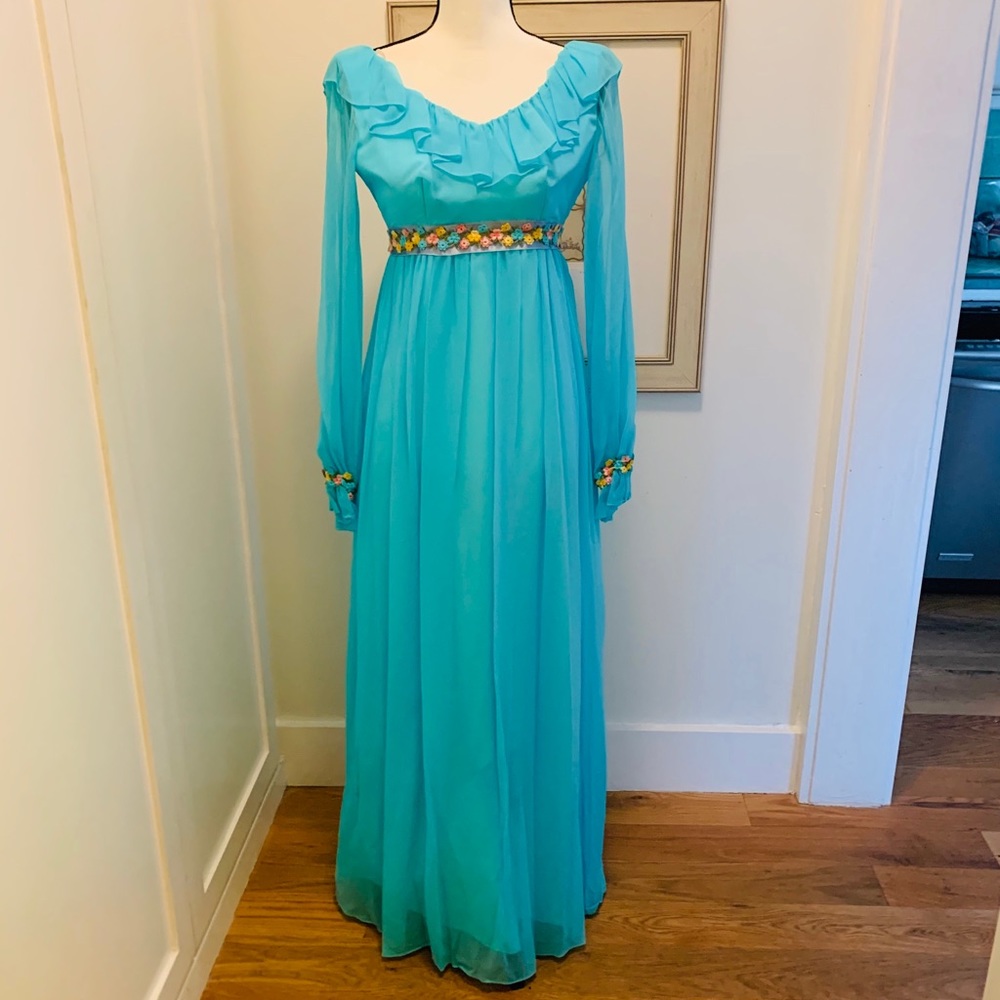 Vintage 1960’s Blue Long Sleeved Prom Dress